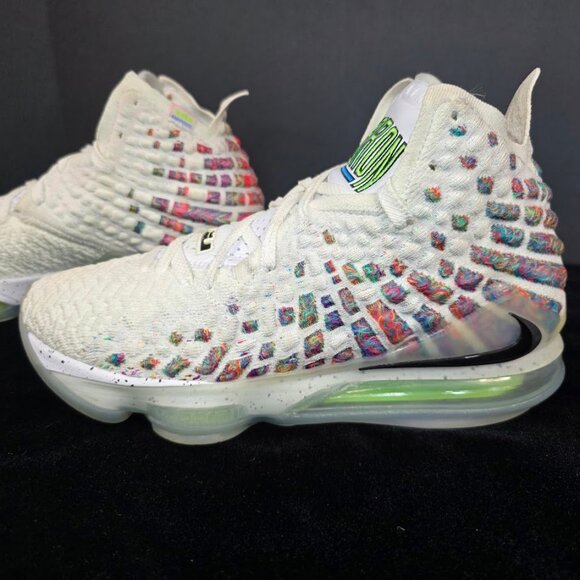 Nike Mens Lebron 17 BQ3177 100 Command Force Size 8 - Picture 5 of 16